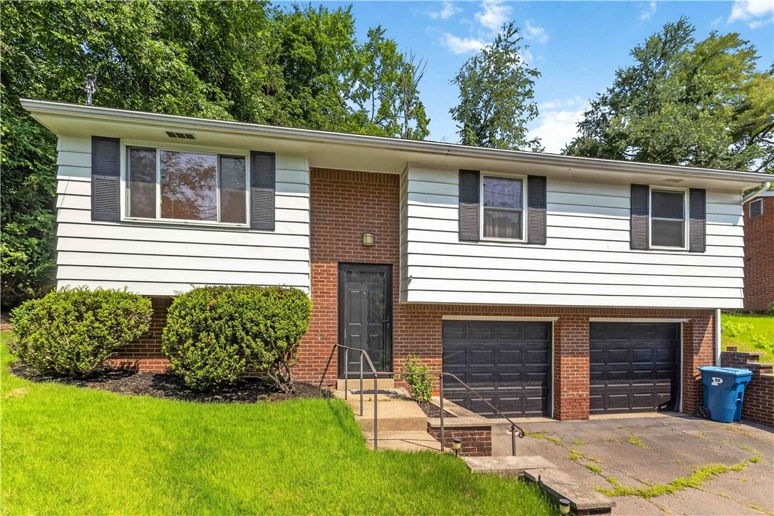 Property Photo: 769 Hamil Rd PA 15147