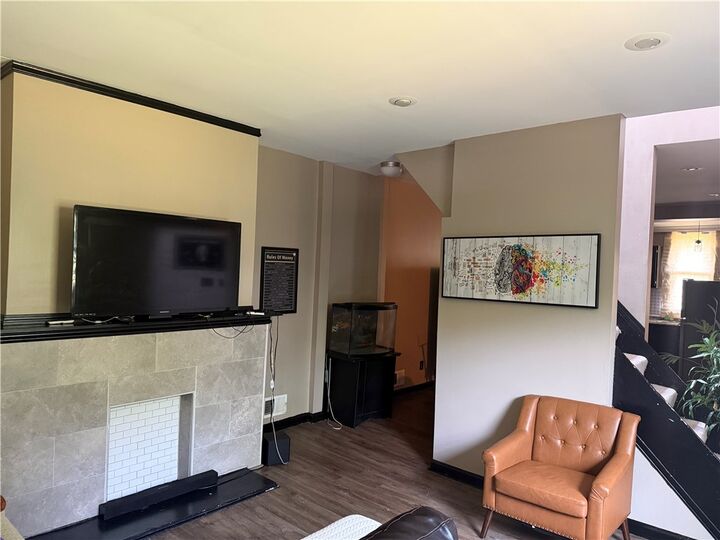 Property Photo:  1615 New York Ave  PA 15133 
