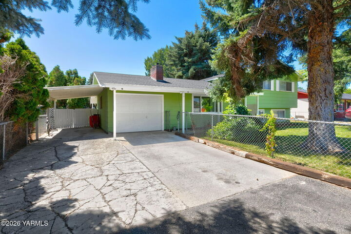 Property Photo:  6804 W Prasch Ave  WA 98908 