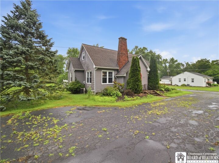 Property Photo: 5138 W Lake Road NY 14048
