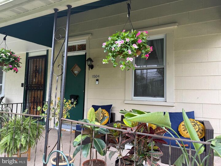 Property Photo: 1504 Willow Avenue PA 19027