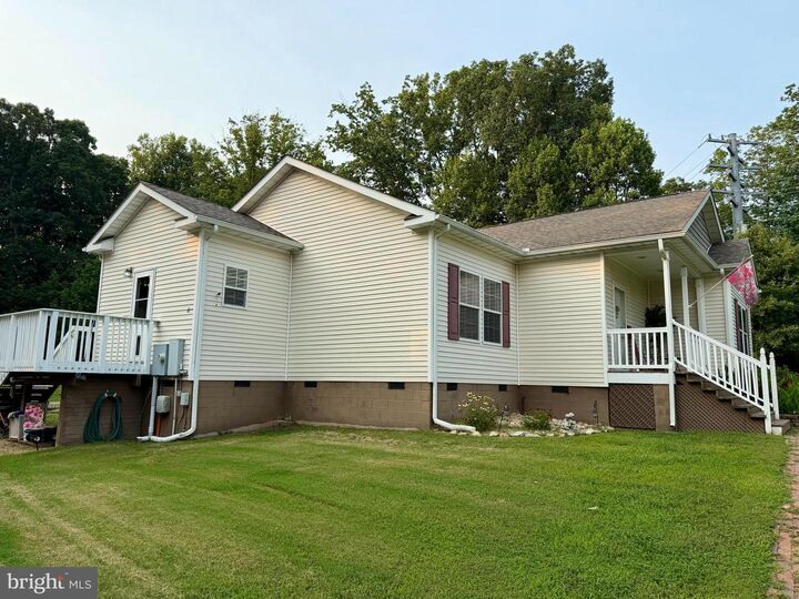 Property Photo:  14280 Independent Hill Drive  VA 20112 