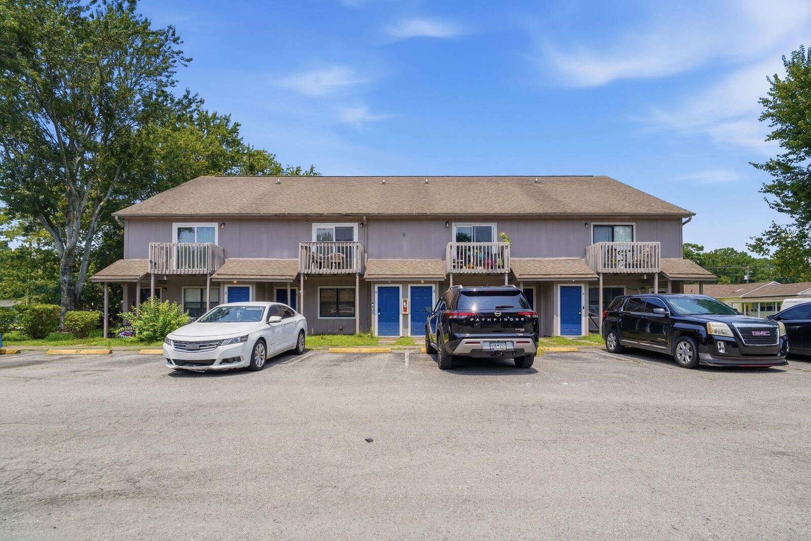 Property Photo:  500 Oak Circle B4  SC 29588 