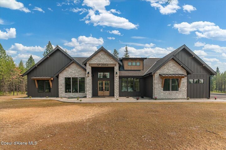 Property Photo: 21064 N Ranch View Dr ID 83858