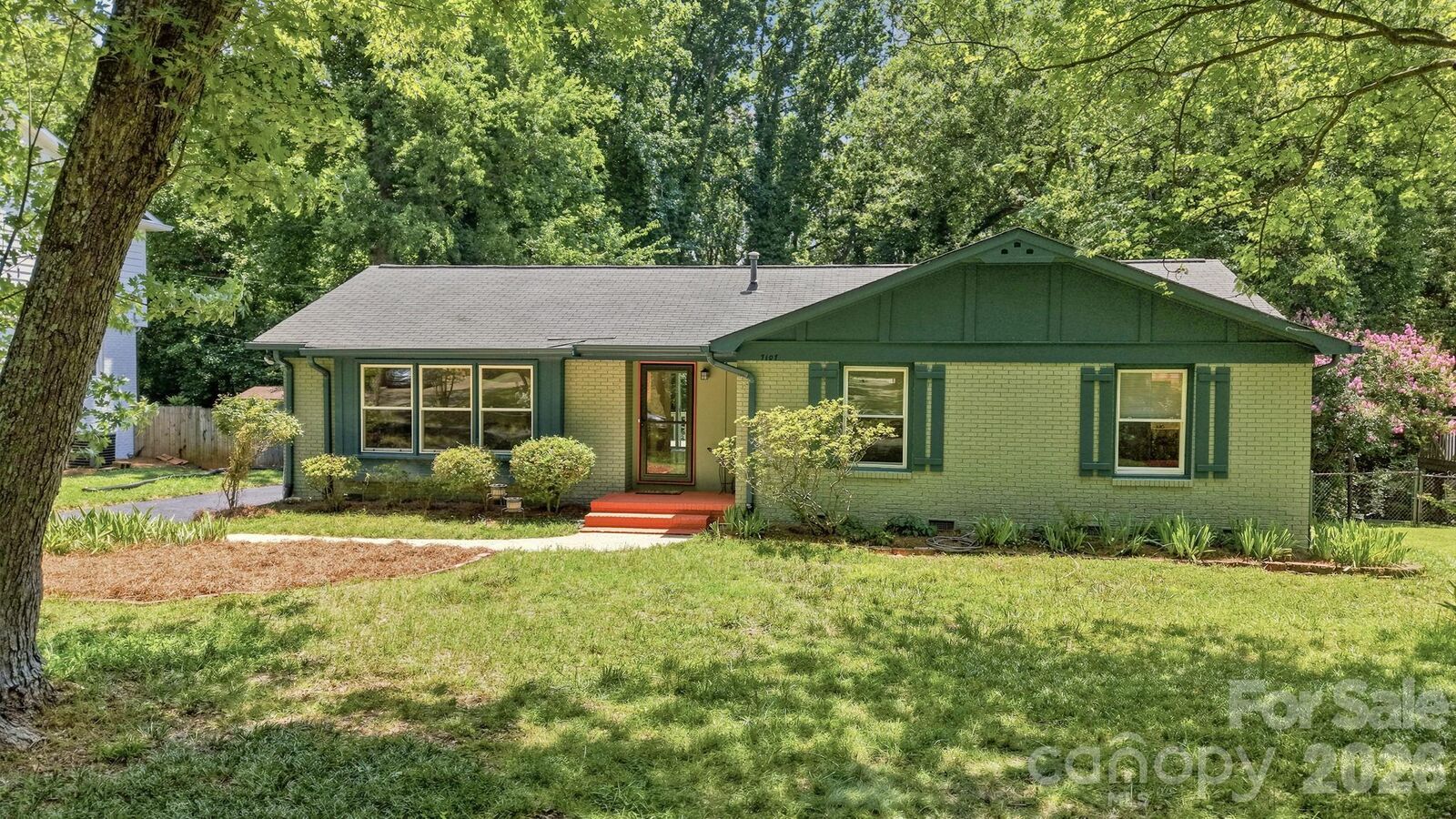 Property Photo:  7107 Sherbourne Drive  NC 28210 