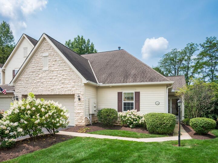 Property Photo: 7338 Deer Valley Crossing OH 43065