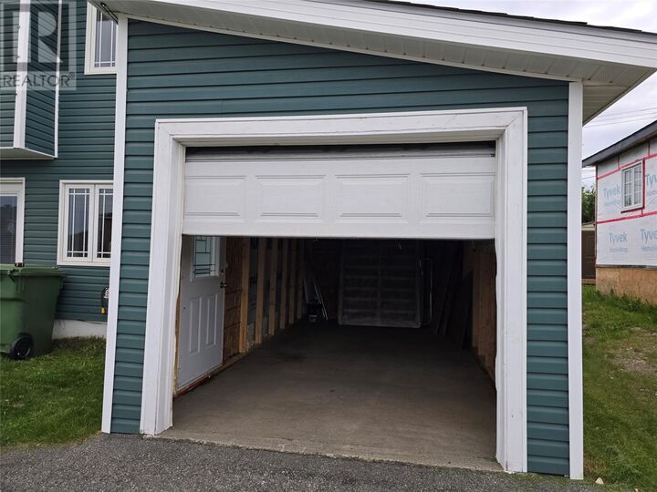 Property Photo: 903 Cashin Crescent NL A2V 2X3