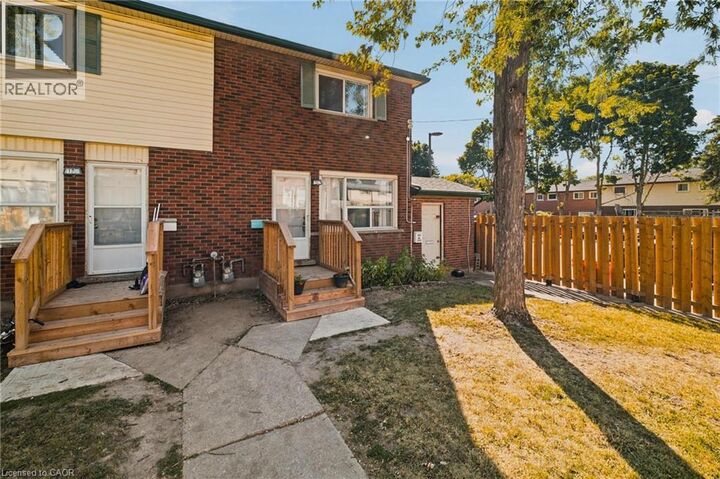 Property Photo:  164 Jansen Avenue 11  ON N2A 2L7 