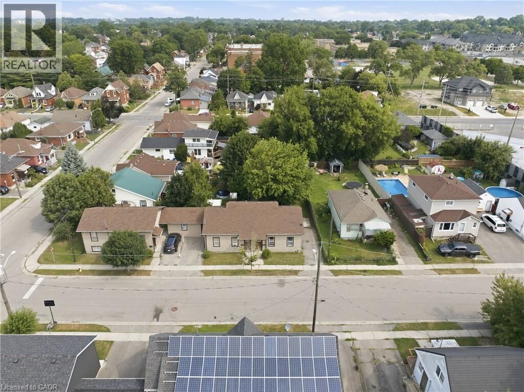 Property Photo: 102 Sarah Street ON N3S 3A5