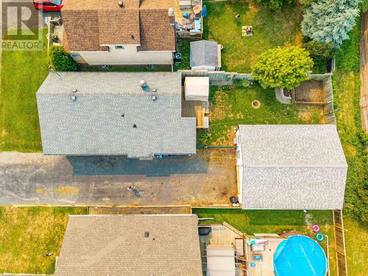 Property Photo: 74 Melvin Ave ON P7A 7C4