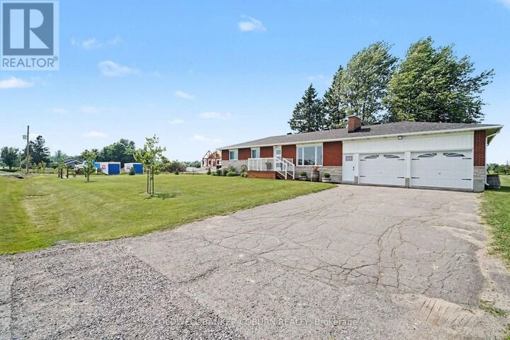 Property Photo: 11895 Cloverdale Road ON K0C 2K0