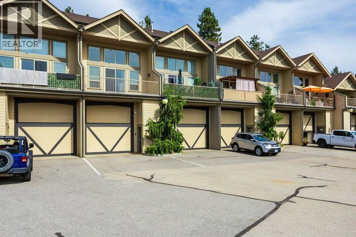 Property Photo: 3359 Cougar Road 3 BC V4T 3G1