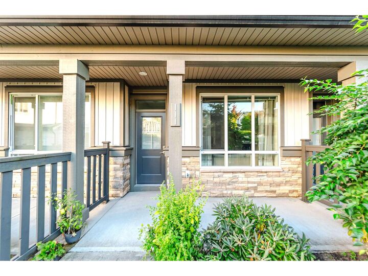 Property Photo: 30930 Westridge Place 111 BC V2T 0H6