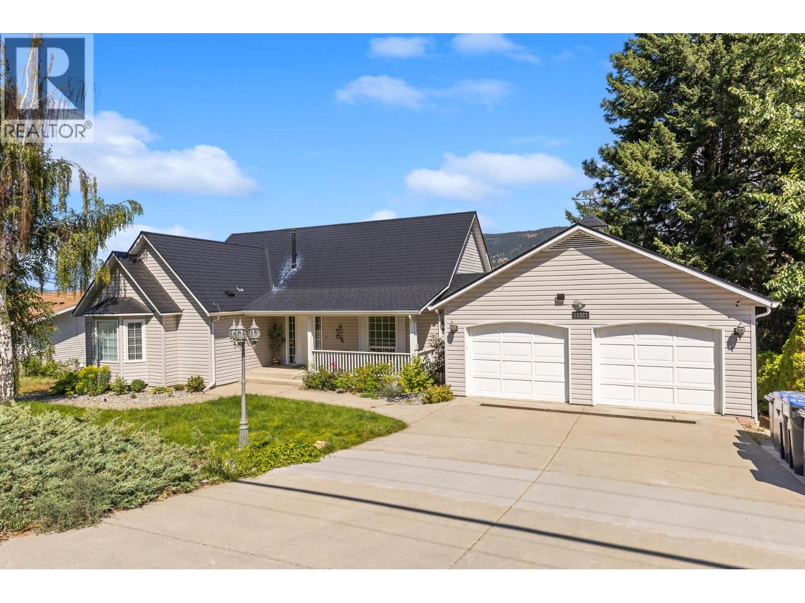 Property Photo: 11523 Pretty Road BC V4V 1G6
