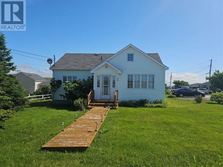 54 Lakeshore Drive — photo 1