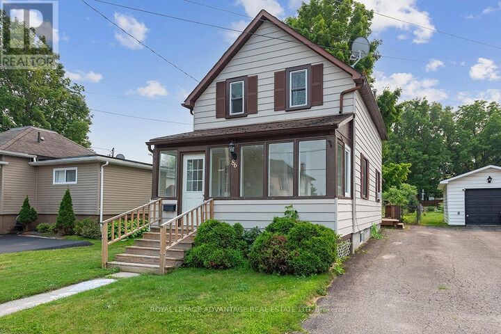 Property Photo: 86 Beckwith Street East ON K7H 1C4