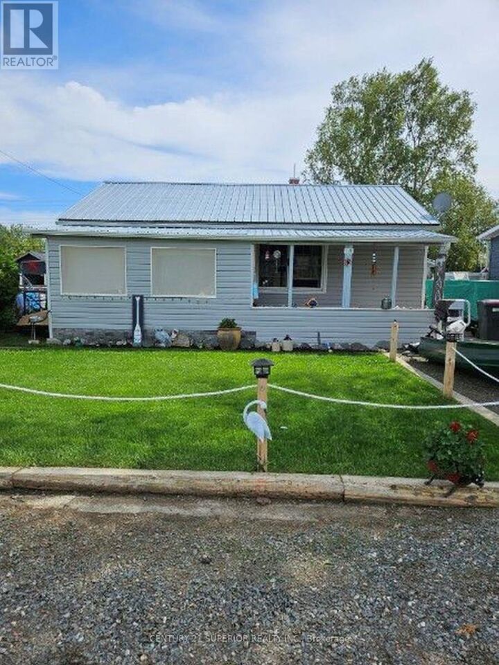 15 Heron Drive — photo 1