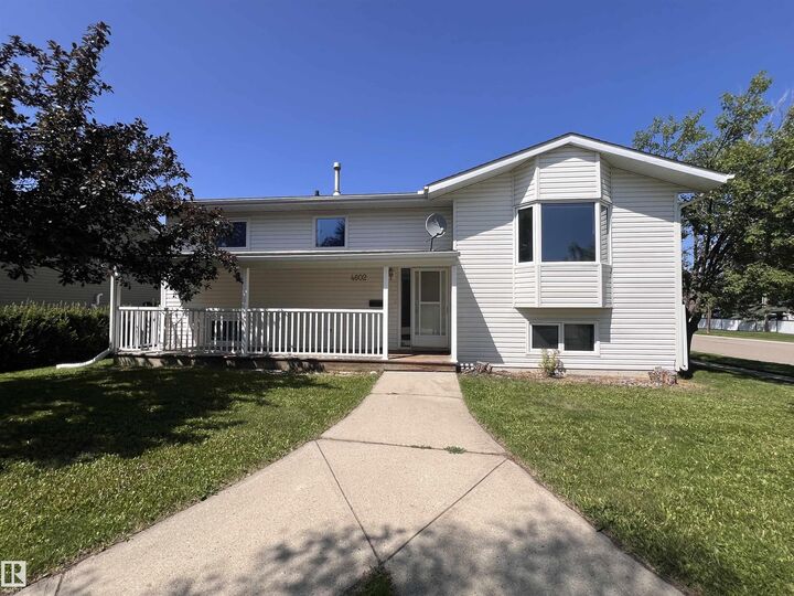 4602 52 Avenue — photo 1