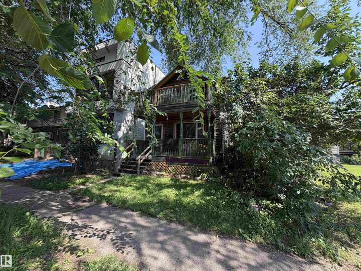 10207 88 Street NW — photo 1