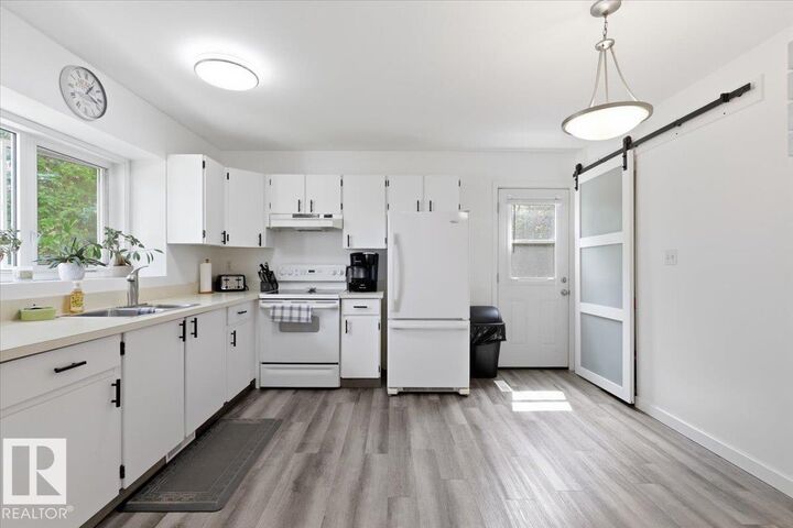 Property Photo:  116 Cameron Crescent  AB T9A 3H8 