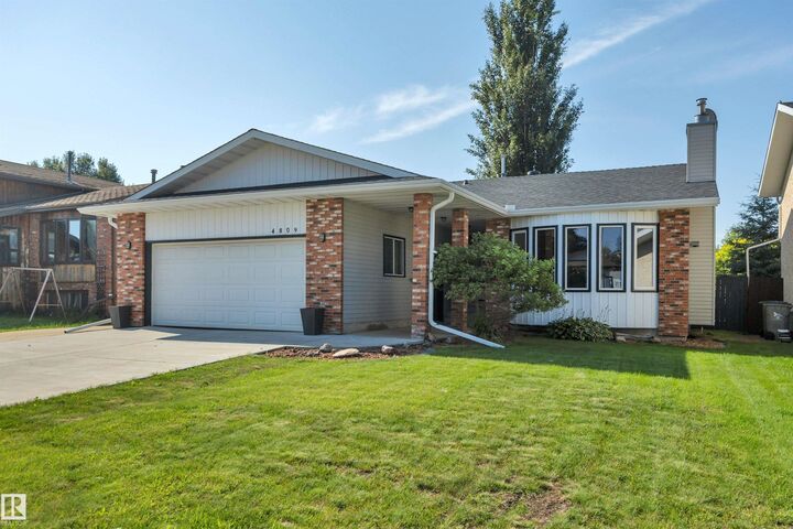 Property Photo: 4809 46 Avenue AB T4X 1G5