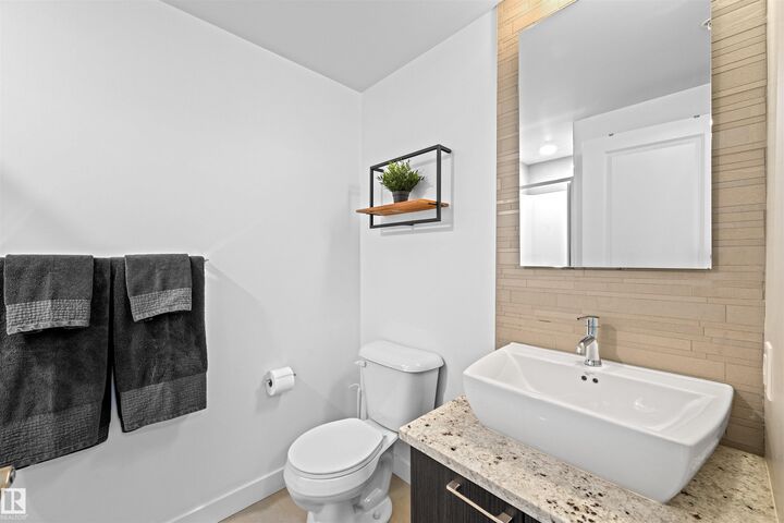 Property Photo:  9720 106 Street NW 1104  AB T5K 0K8 