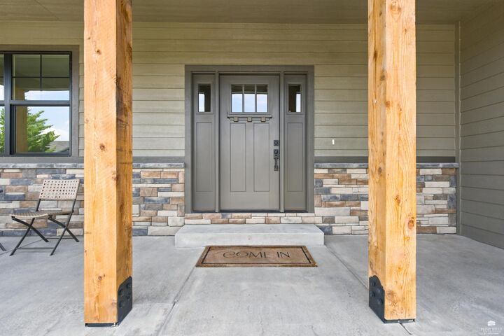 Property Photo:  4517 Lamonte Drive  KS 66503 