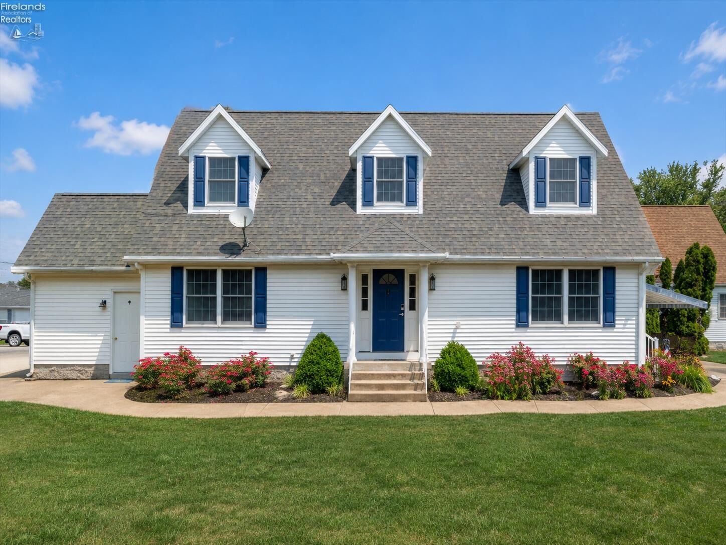 Property Photo: 1541 N Anchor Avenue OH 43452