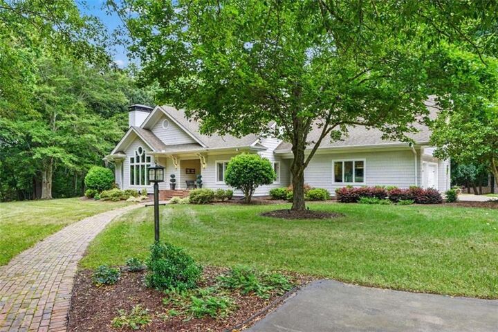 Property Photo: 351 Teamon Road GA 30223