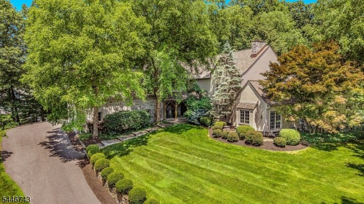 Property Photo: 9 Beacon Hill Dr NJ 07930