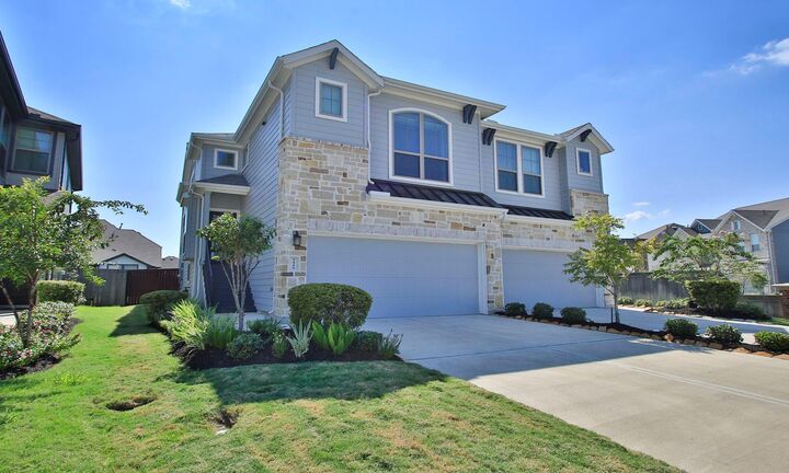 Property Photo: 9406 Harvest Bay Court TX 77459