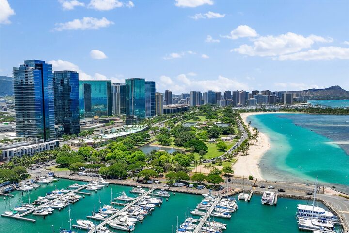 Property Photo:  1118 Ala Moana Boulevard 2502  HI 96814 