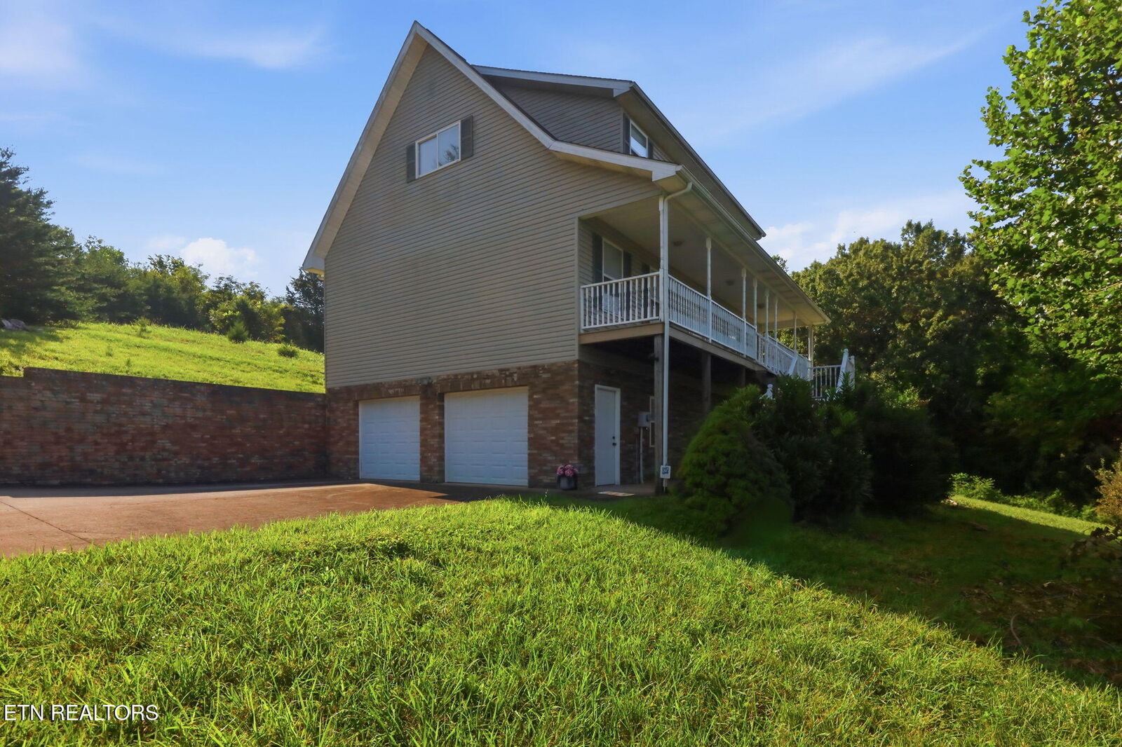 Property Photo: 120 Hidden Mountain Way TN 37821