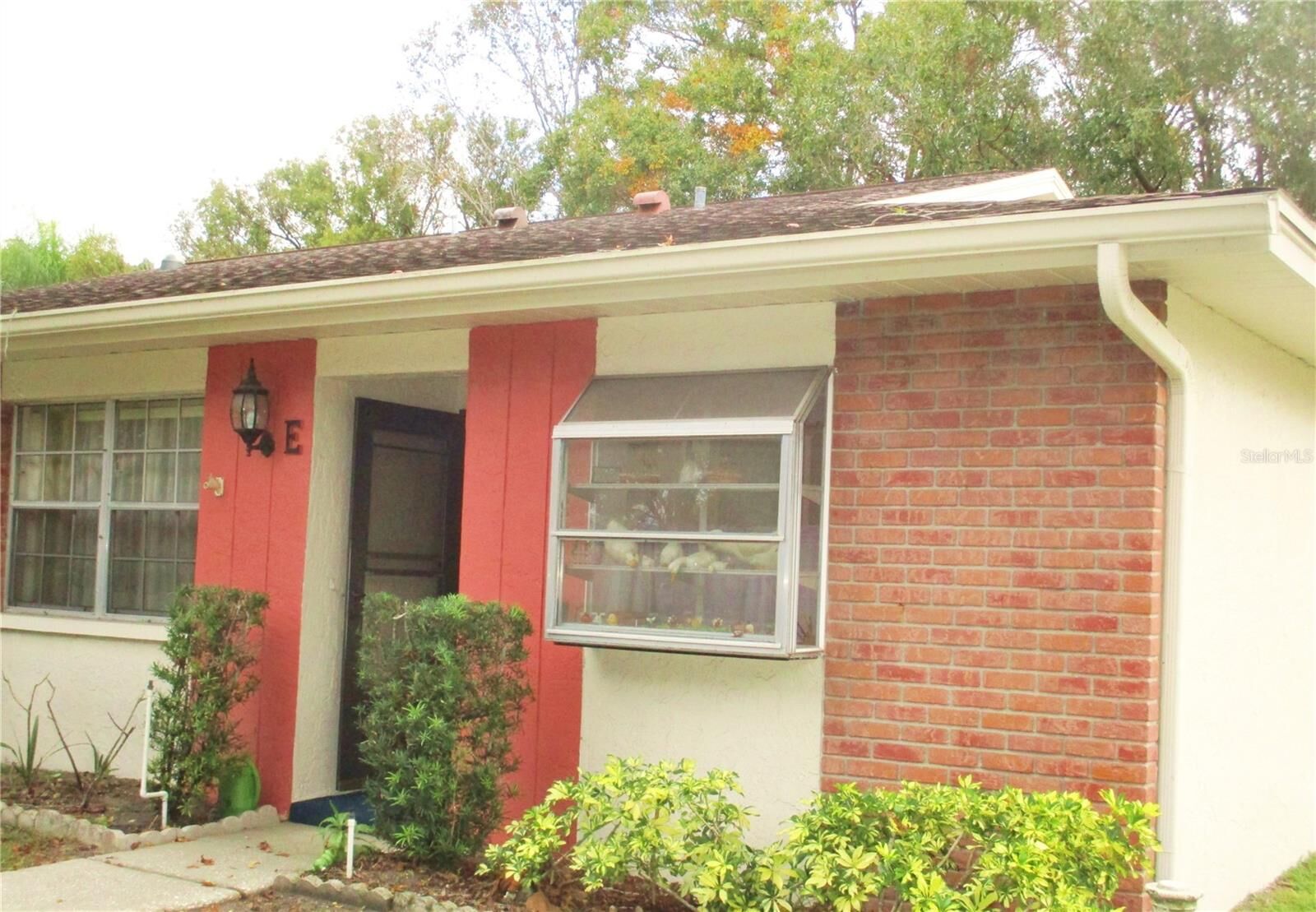 Property Photo: 2225 Lark Circle W E FL 34684
