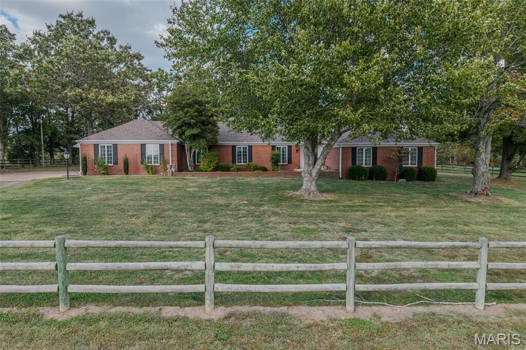 Property Photo: 21355A Ember Road MO 65536