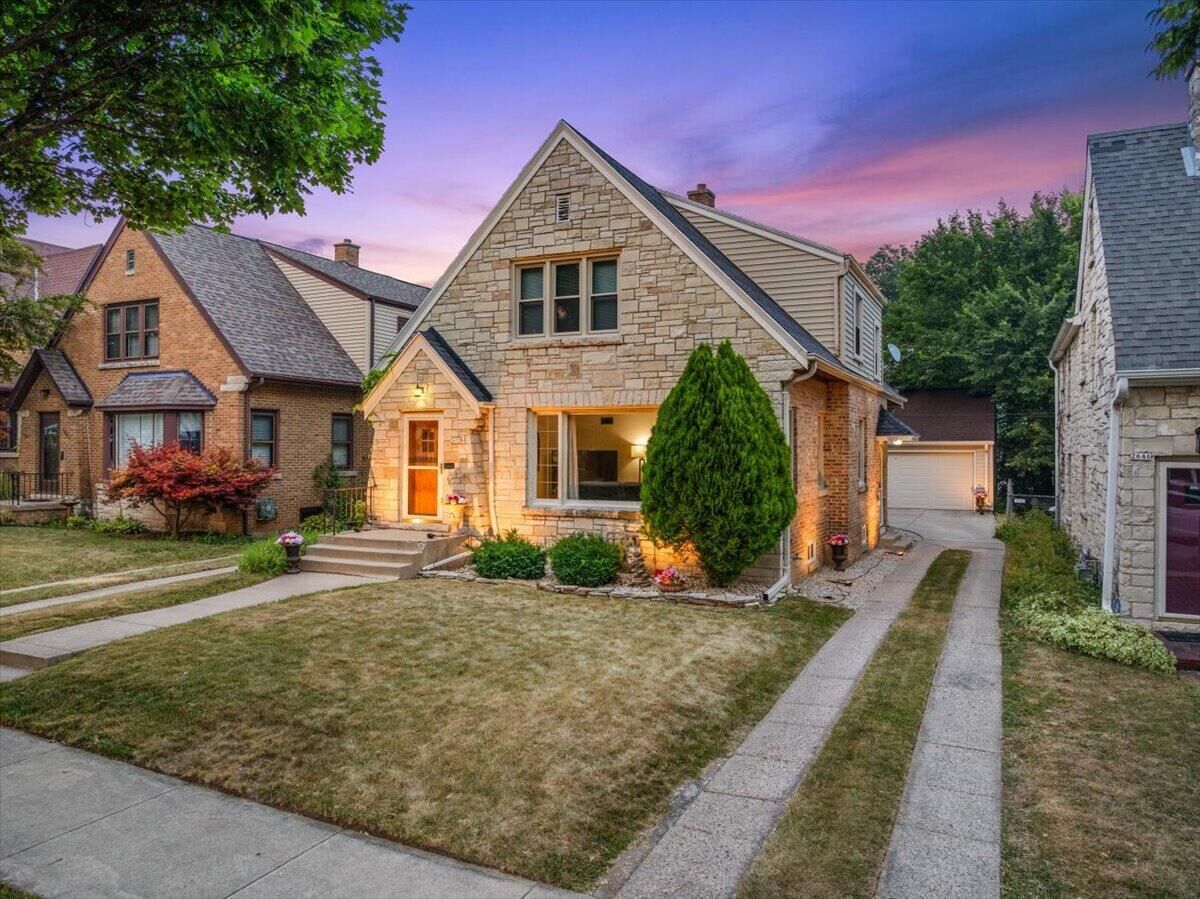 Property Photo:  2650 N 70th St  WI 53213 