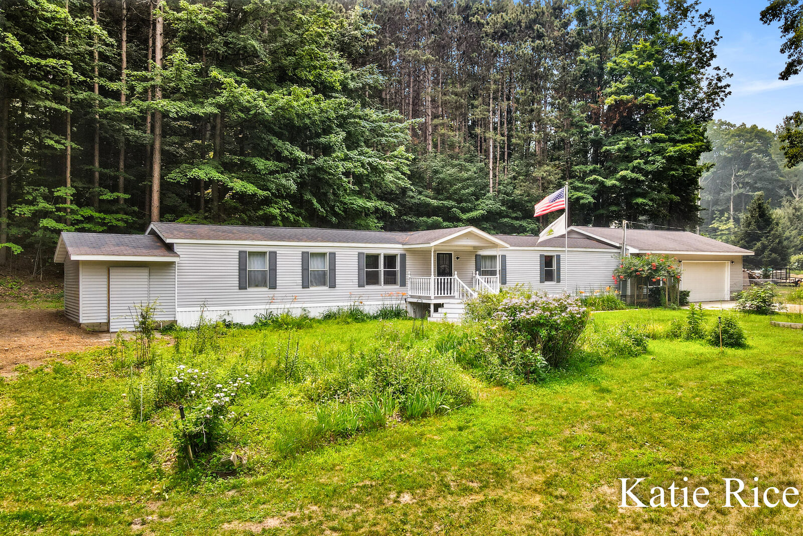 Property Photo:  6411 W Cleveland Road  MI 49437 