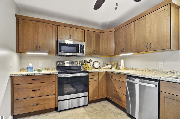 Property Photo:  846 Farrar Street  MI 49601 