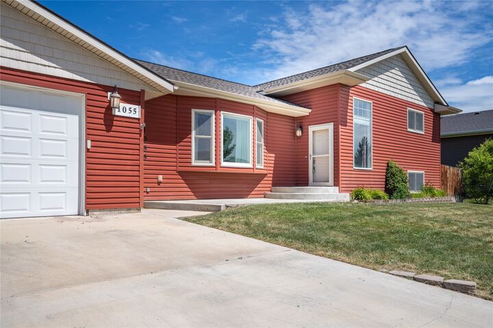 Property Photo: 1055 Cardinal Loop MT 59602