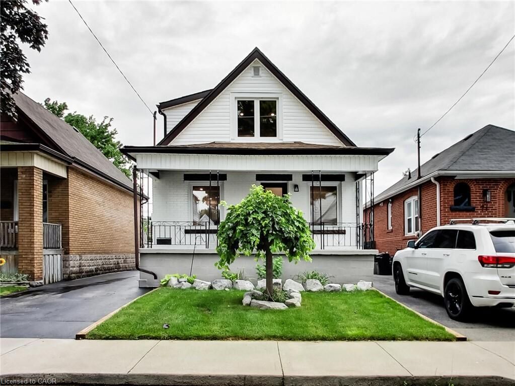 Property Photo:  67 Cope Street  ON L8H 5B1 
