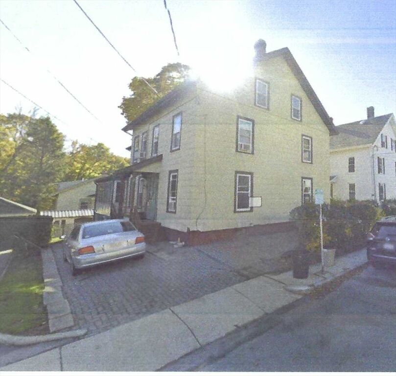 Property Photo:  12 Swan Place  MA 02476 
