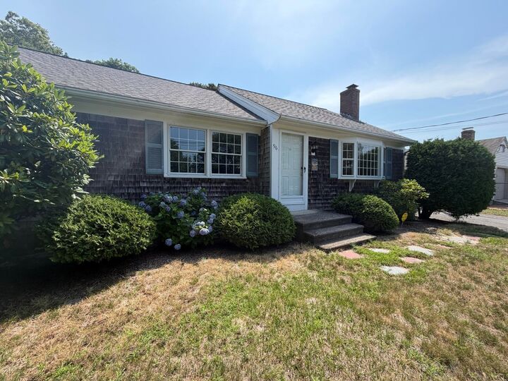 Property Photo: 96 Pawkannawkut Dr MA 02664