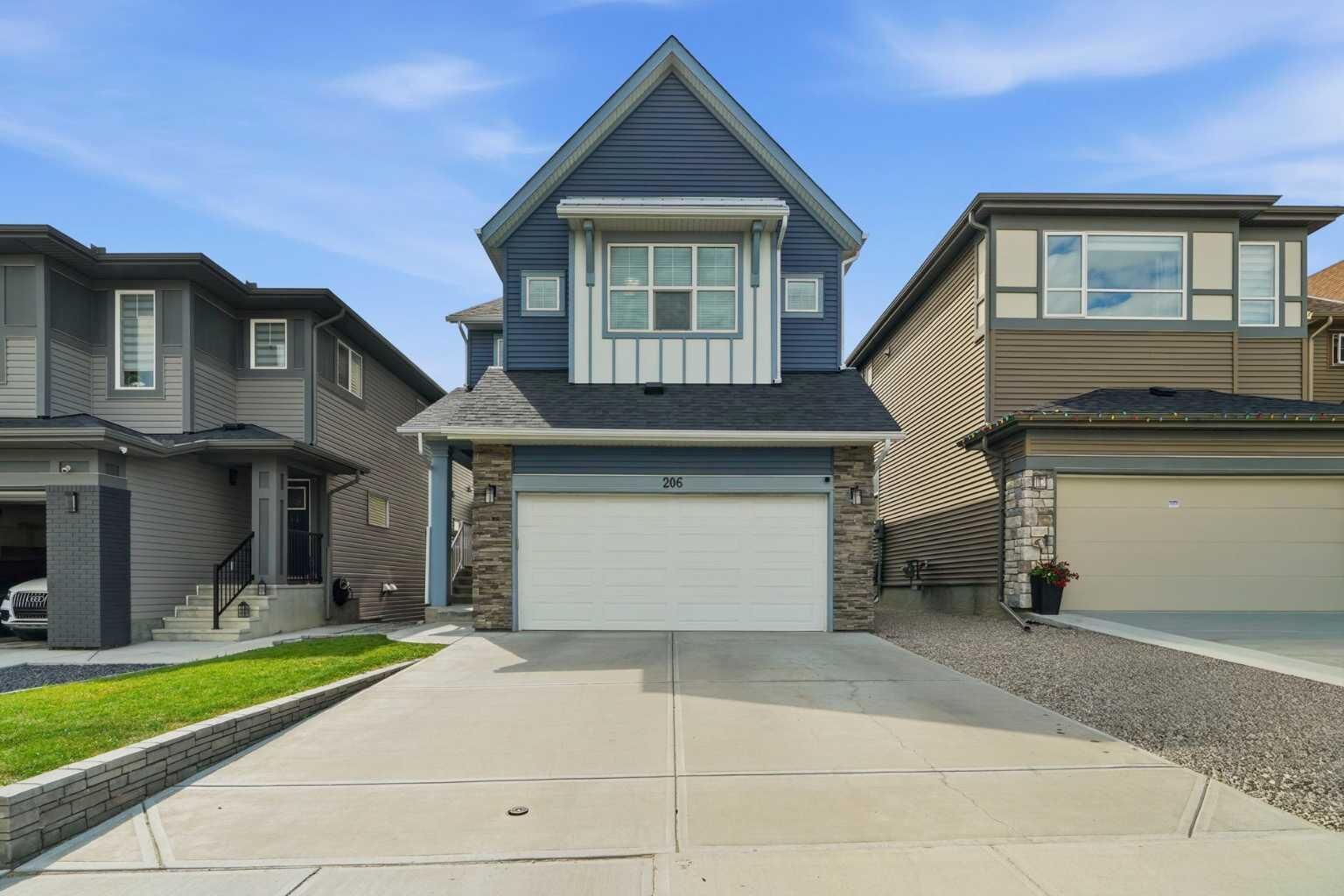 Property Photo: 206 Lucas Crescent NW AB T3P 1M8