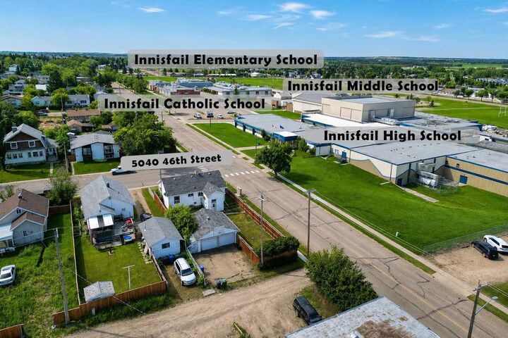 Property Photo: 5040 46th Street AB T4G 1L6