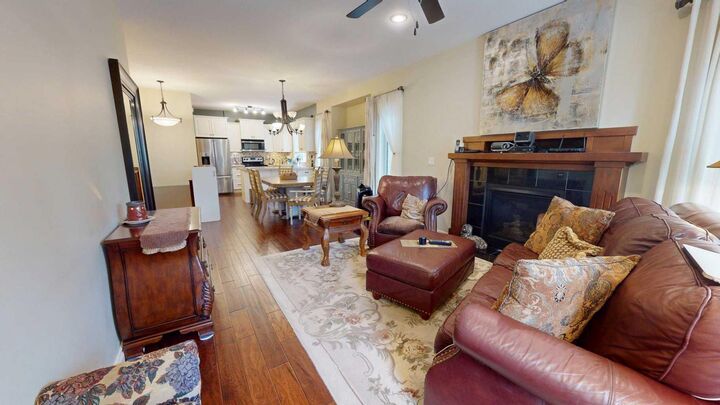 Property Photo: 7001 52 Street 4 AB T4L 0H5