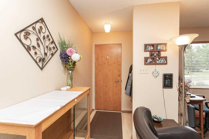Property Photo: 5423 47 Avenue AB T4L 1M9