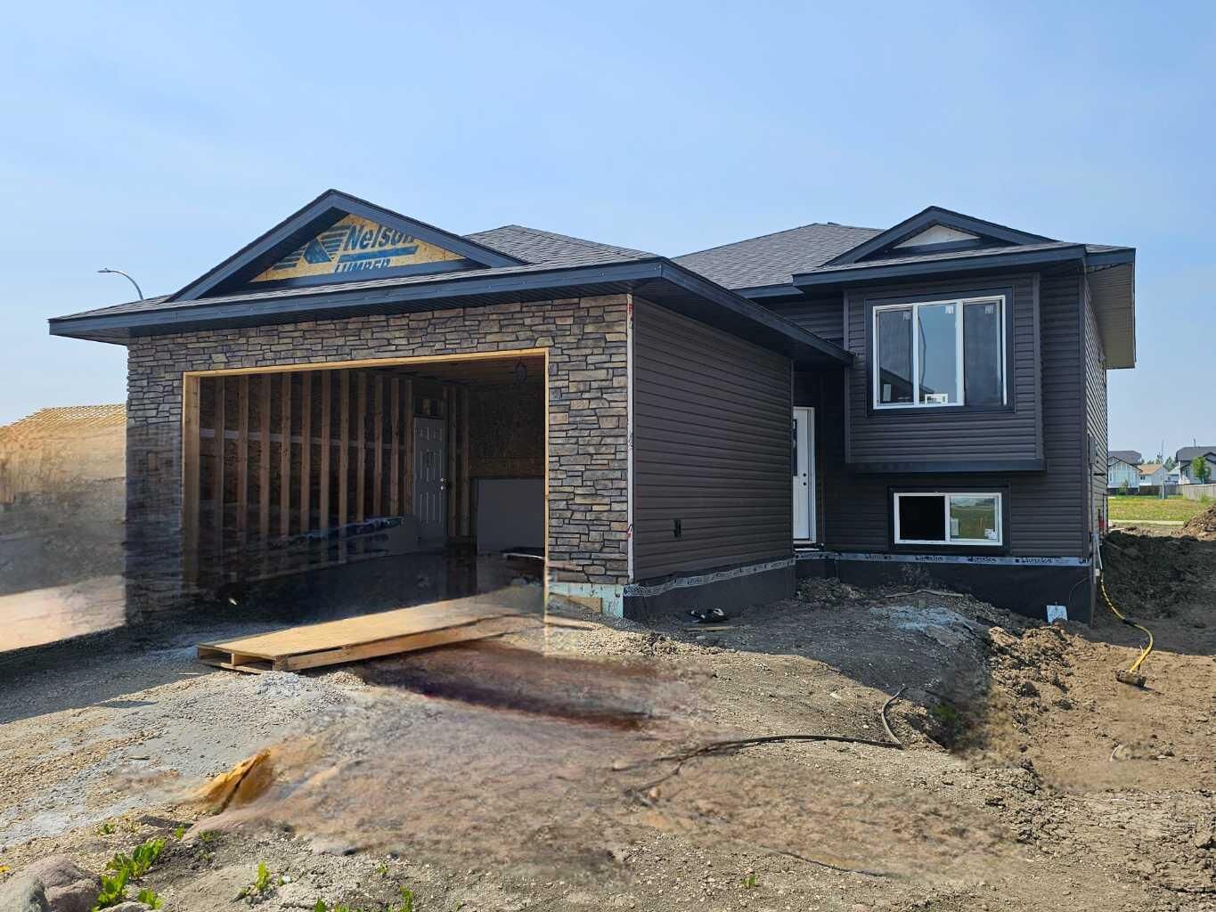 Property Photo: 9215 94A Avenue AB T0H 3S0