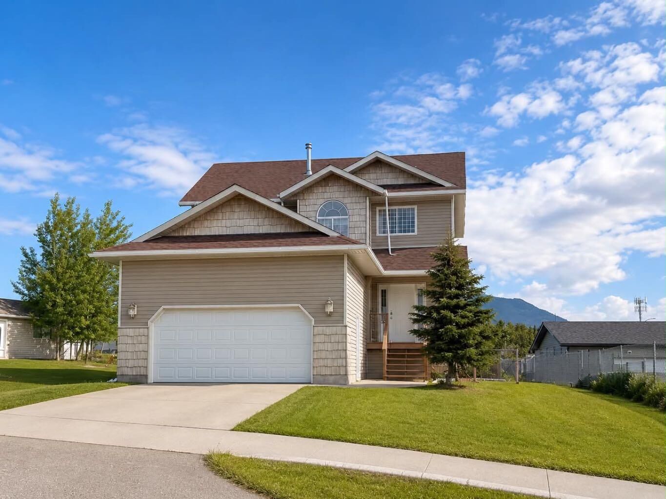 Property Photo: 328 Stephenson Drive AB T0E 0Y0