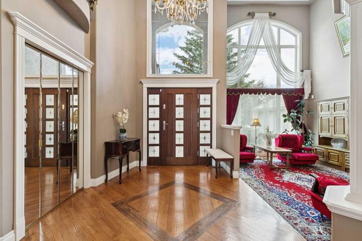 Property Photo: 85 Mt Douglas Circle SE AB T2Z 3P3