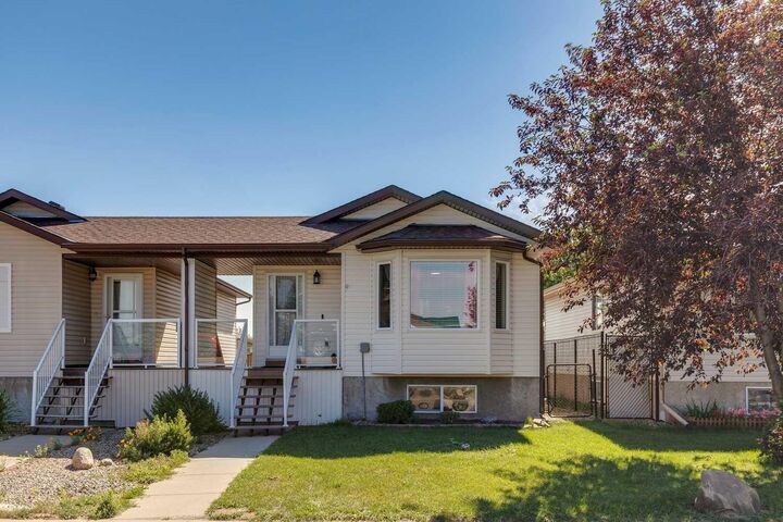 1916B 29 Avenue — photo 1